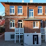 Апартаменты Johanna App 1- Mit Zwei Balkonen & Garten - Nur Wenige Schritte Vom Тиммендорфер-Штранд