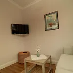 Johanna App 1- Mit Zwei Balkonen & Garten - Nur Wenige Schritte Vom Apartamento *