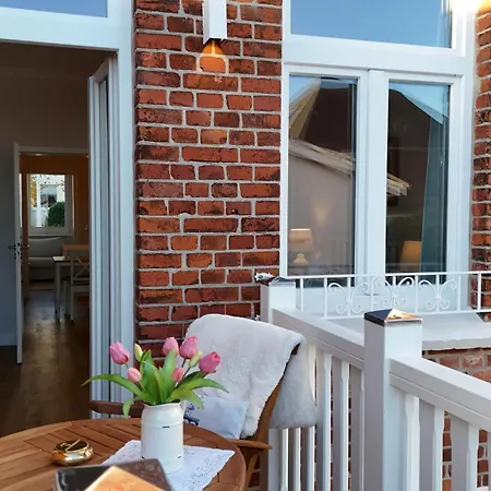 Johanna App 1- Mit Zwei Balkonen & Garten - Nur Wenige Schritte Vom Niendorf