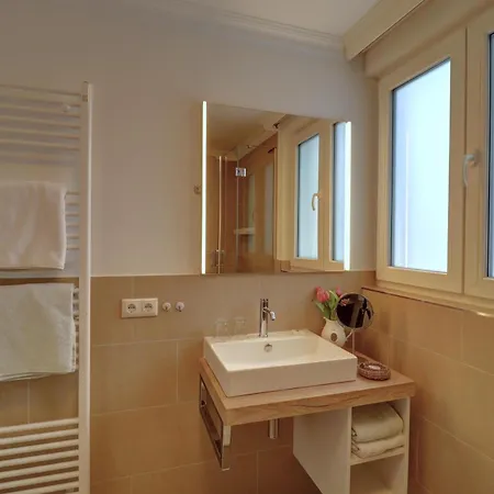 Johanna App 1- Mit Zwei Balkonen & Garten - Nur Wenige Schritte Vom Apartamento Timmendorfer Strand